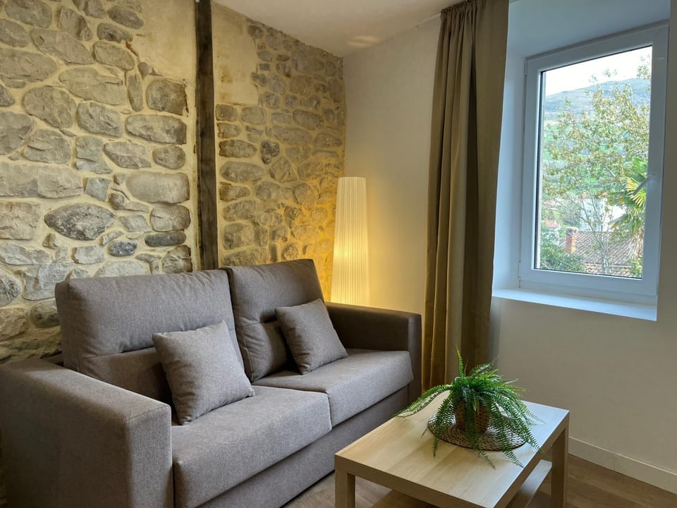 Apartamentos Villacarriedo Apartment in Cantabria