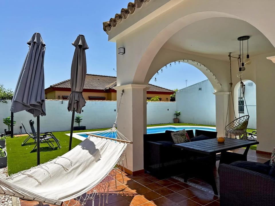 Villa Valdeazahares - Ole Solutions Villa in El Puerto de Santa María