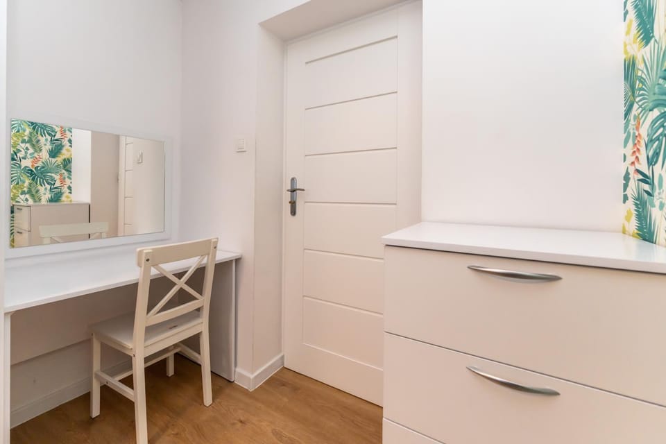 Pod Słoneczną 2 Apartment in Lower Silesian Voivodeship