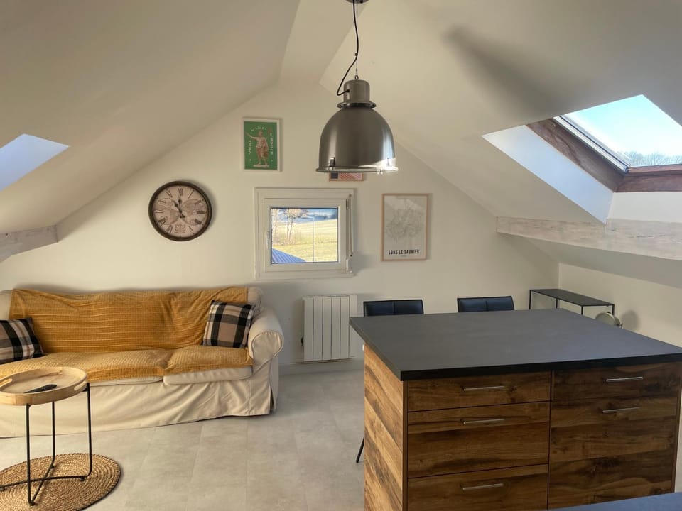 Appartement avec garage privé Apartment in Jura