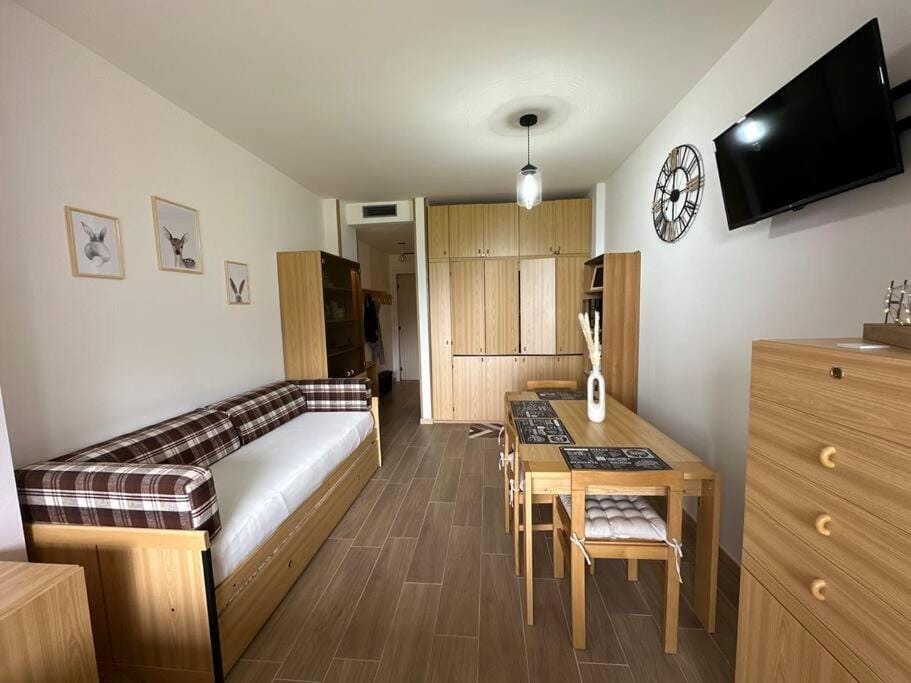 Casa Del Tramonto-Golden House Apartment in Province of Brescia