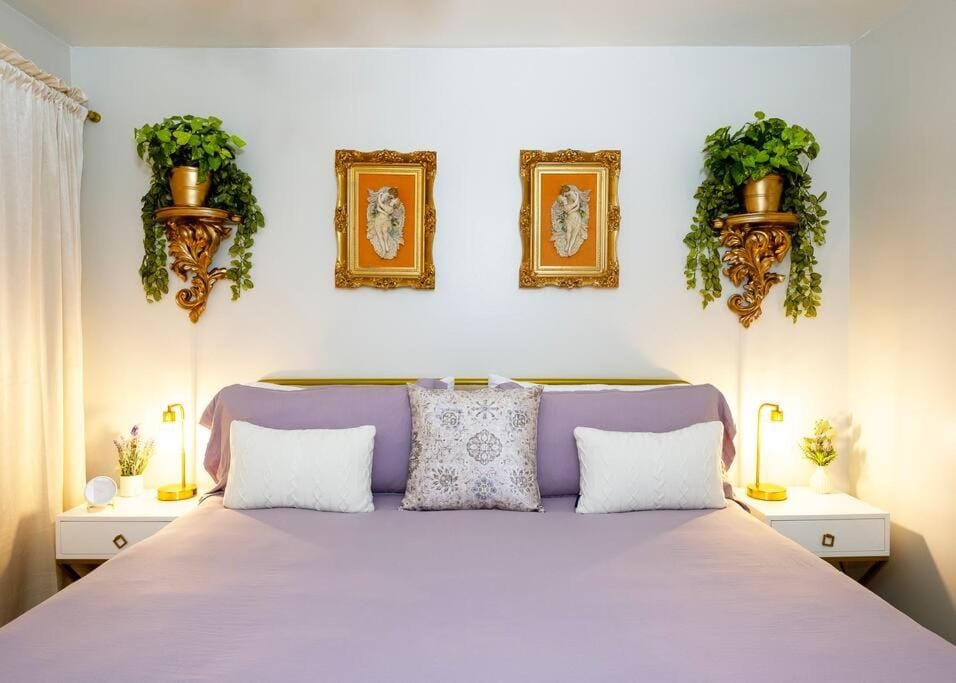 Villa Golden - King Bed & Swimming Pool! Villa in Tempe