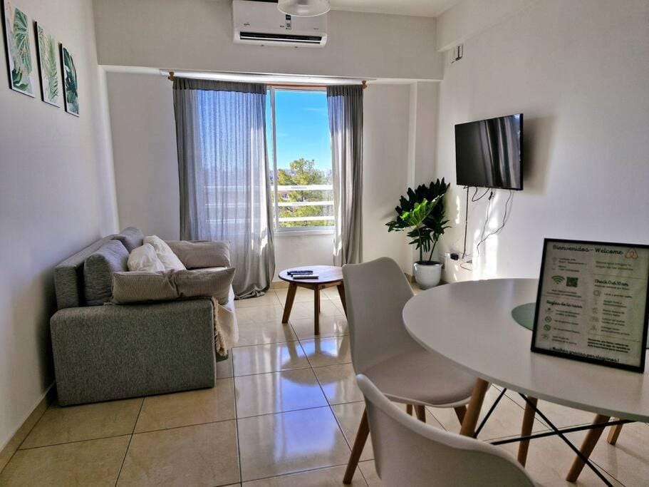 Living room, Dining area, air conditioner