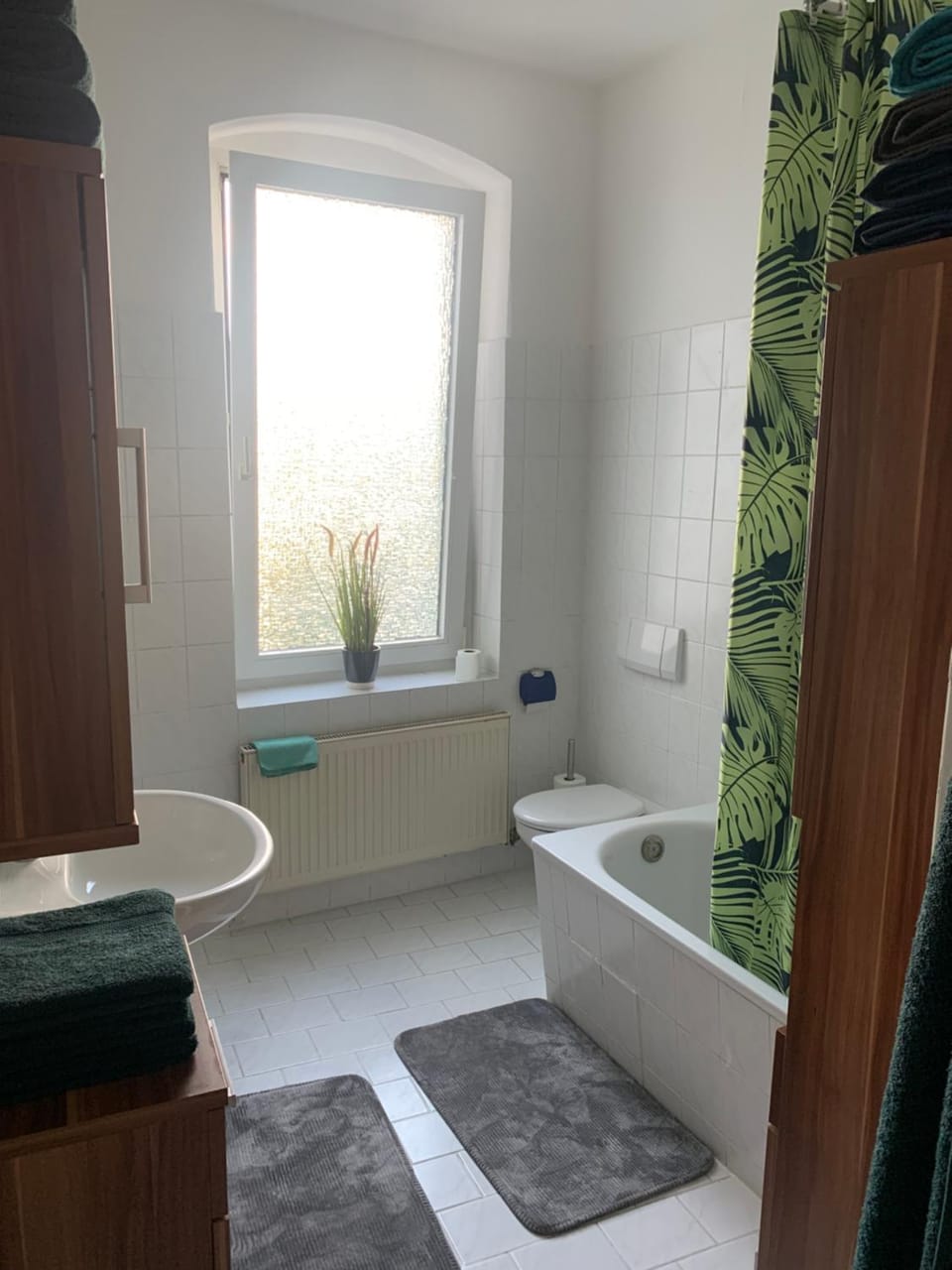 Bathroom, Bath