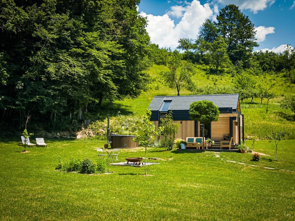 Property building, Natural landscape