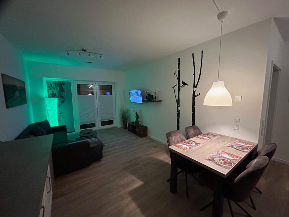 Moderne Ferienwohnung Green Garden mit Garten und Stellplatz Apartment in Bremerhaven