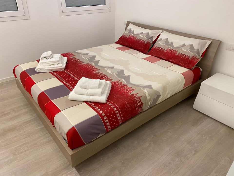 Dimora Casere 1 - zona centro - 200 mt da piste sci Apartment in Friuli-Venezia Giulia