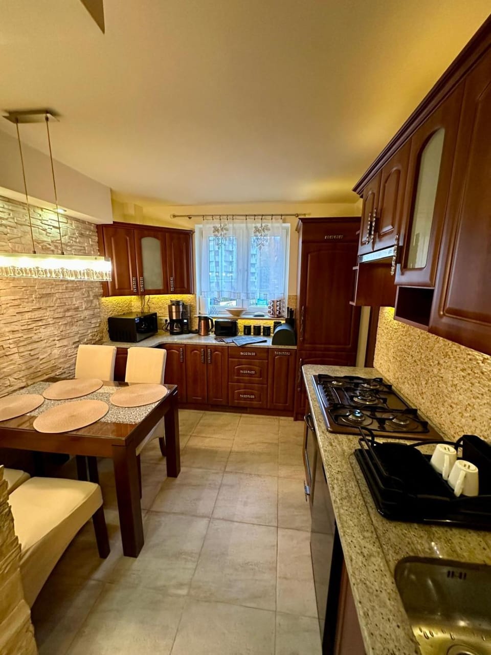 Kitchen or kitchenette, Dining area, dishwasher, stove
