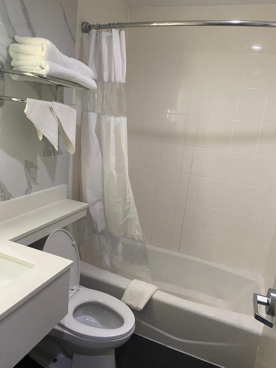 Voyage Hotel Hotel in Roosevelt Island