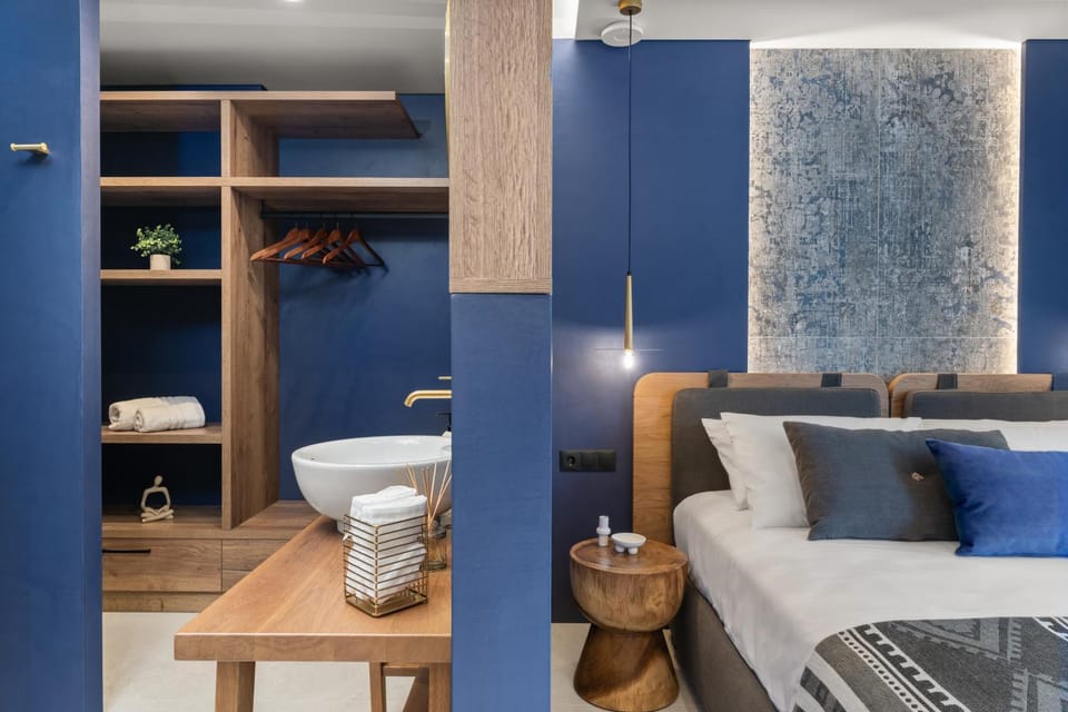 Bathroom, Bedroom, wardrobe