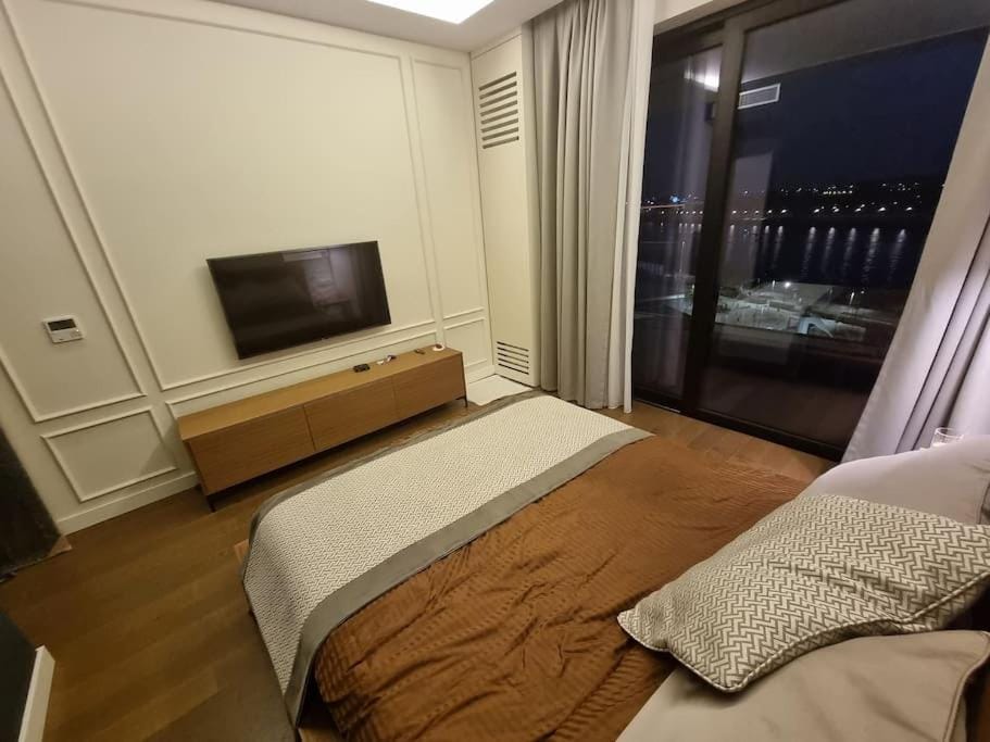 Exclusive apartman Belgrade Waterfront Terraces - Unique Apartment in Belgrade