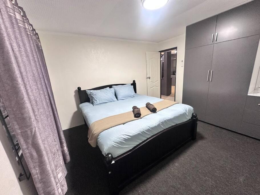 Bed, Photo of the whole room, Bedroom, towels, wardrobe