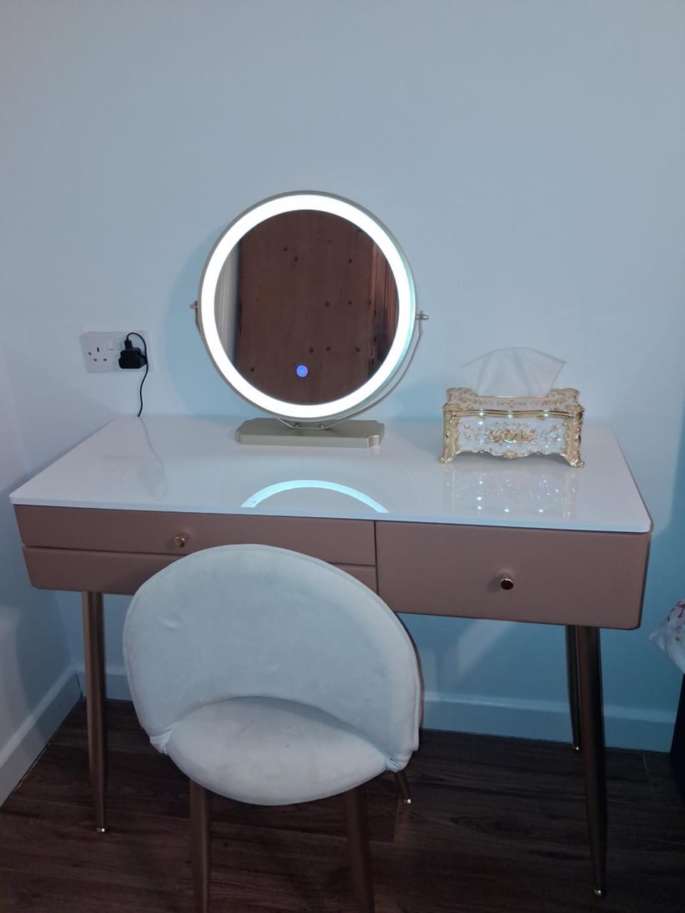 Moredon Bungalow House in Swindon