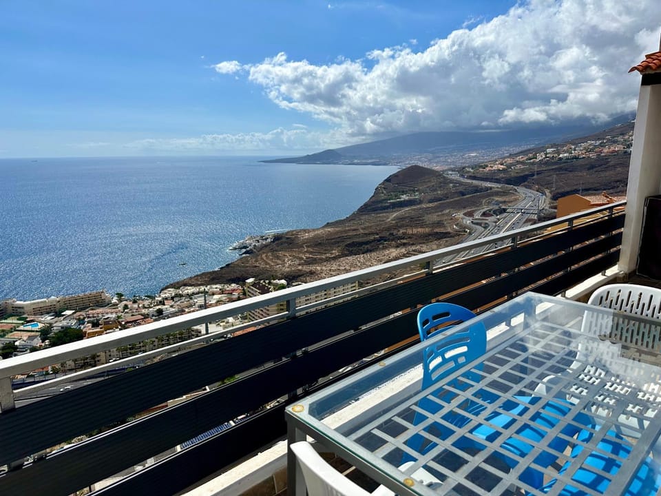 Natural landscape, Balcony/Terrace, Sea view