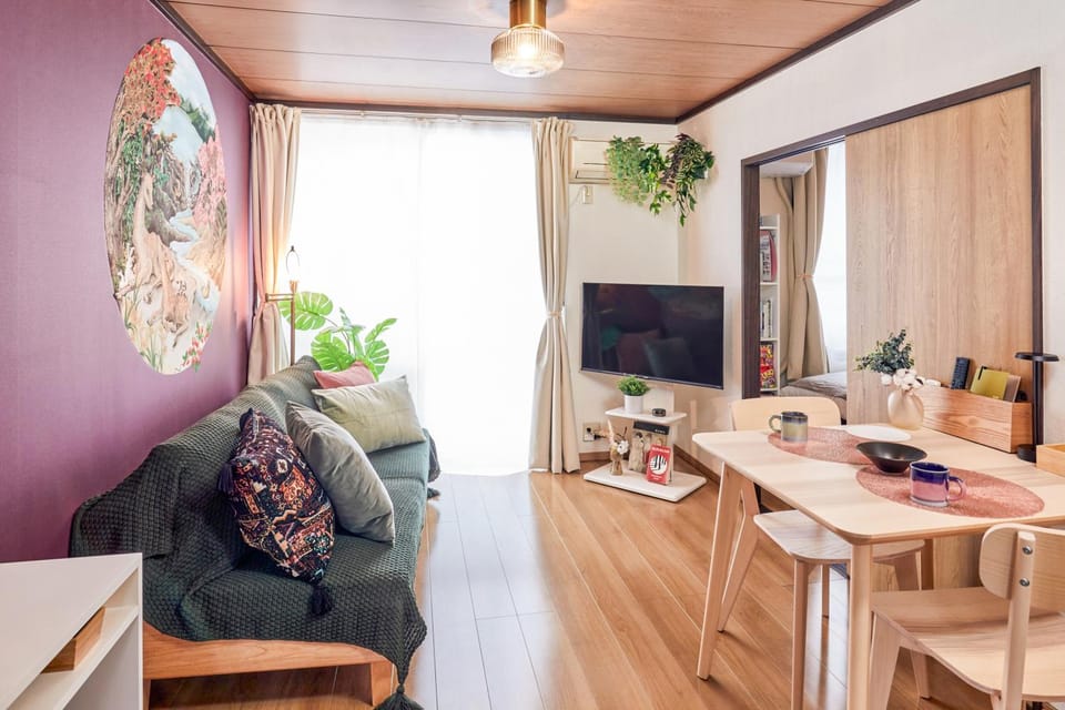 Communal lounge/ TV room, TV and multimedia, Living room, Dining area, Evening entertainment