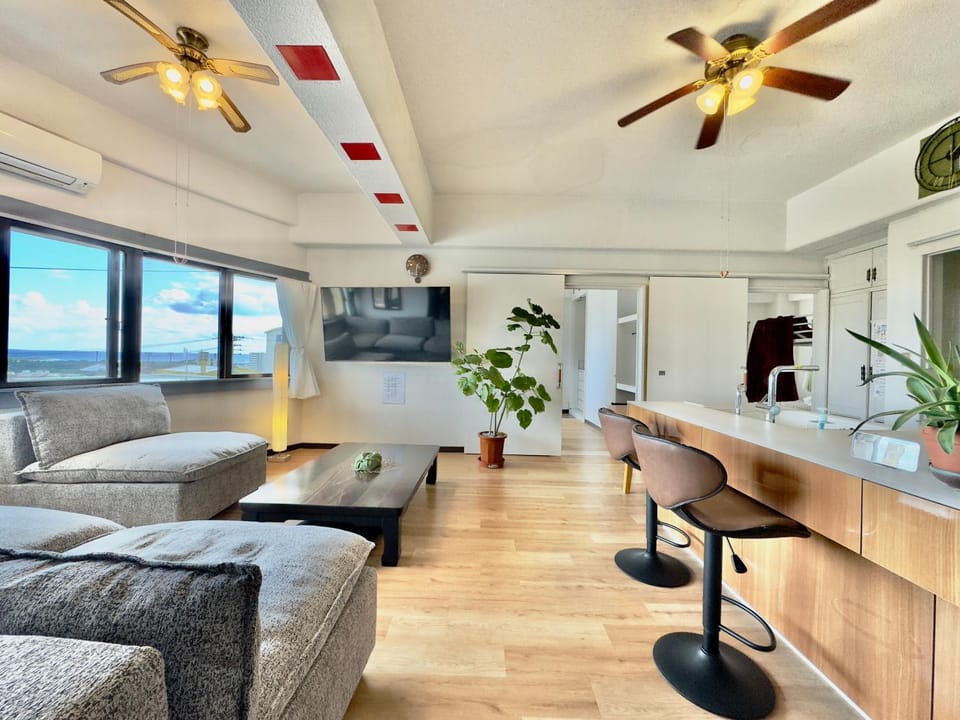Ocean View Orange House Apartment in Okinawa Prefecture
