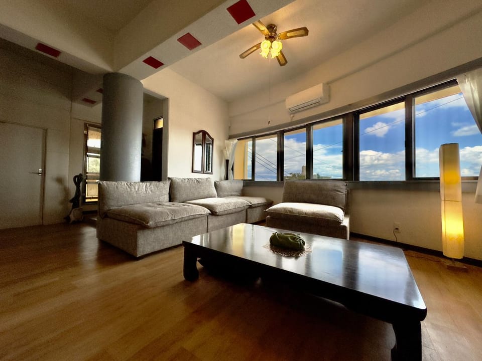 Ocean View Orange House Apartment in Okinawa Prefecture