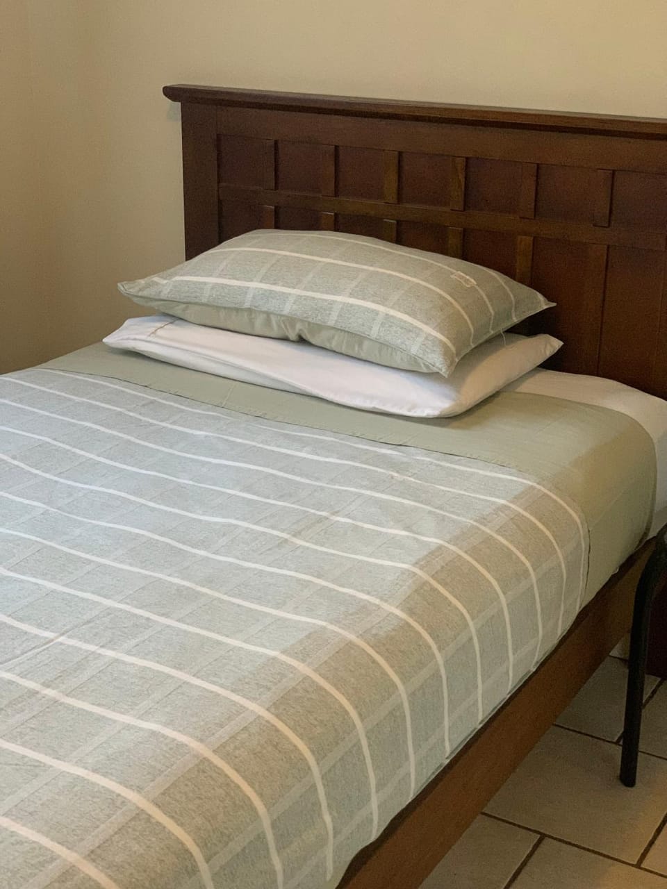 Single room Bed and Breakfast in Auckland