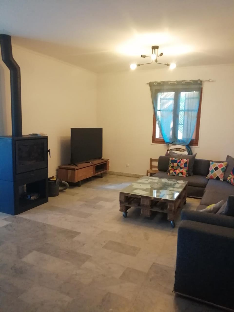 Communal lounge/ TV room, Living room, Seating area