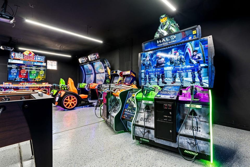 Game Room, Game Room