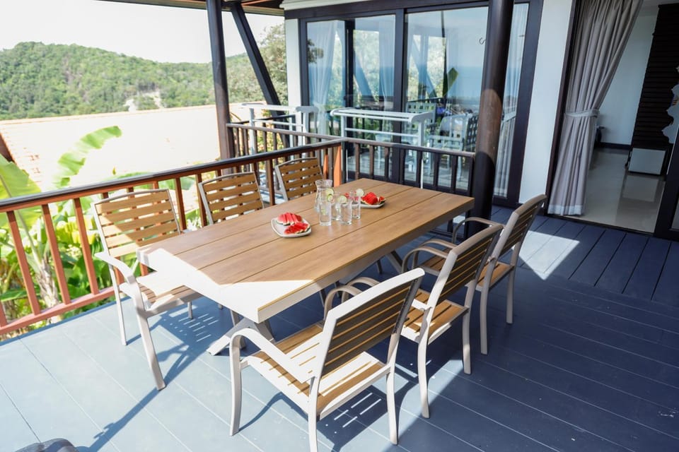Dining area, Sea view