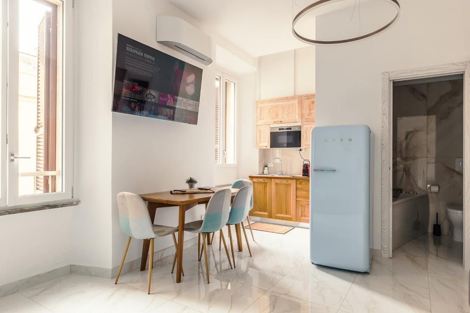 Kitchen or kitchenette, Photo of the whole room, Bedroom