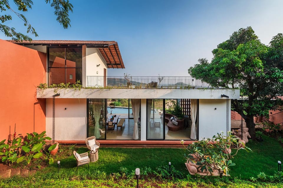 Property building, Garden, Balcony/Terrace, Seating area, Garden view