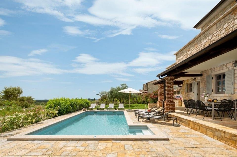 Rustic Villa Rubus & Sylbum with a pool Villa in Istria County