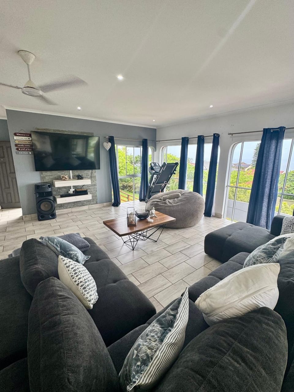 Ballito Ocean View Holiday Home House in Dolphin Coast
