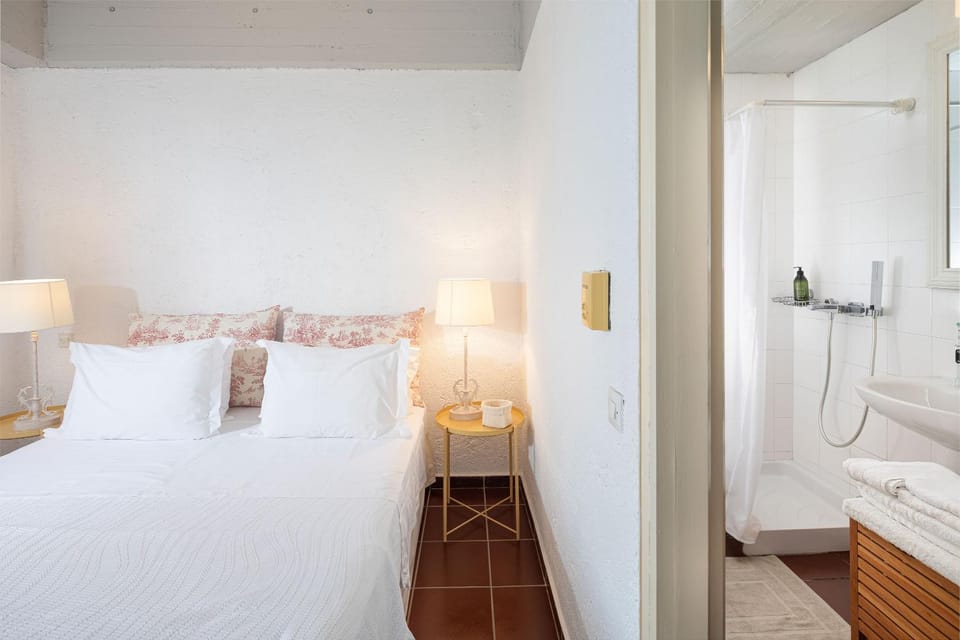 Bathroom, Bedroom