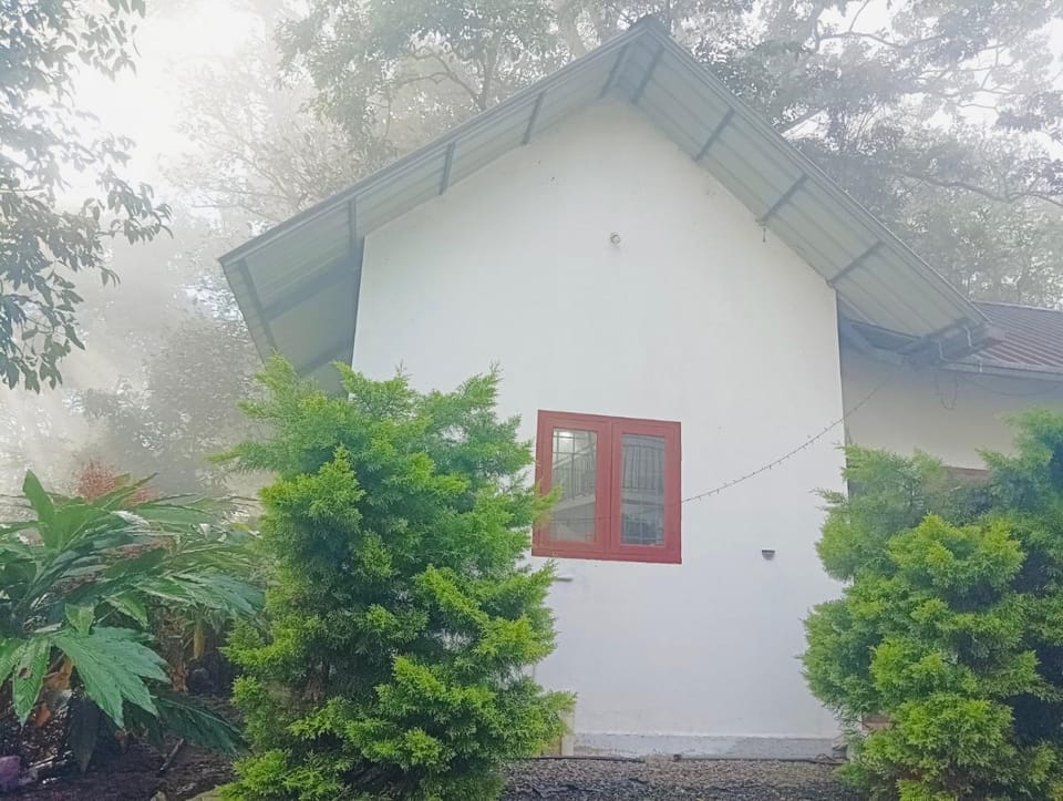 Munnar Hills And Mist Views Chalet in Kerala