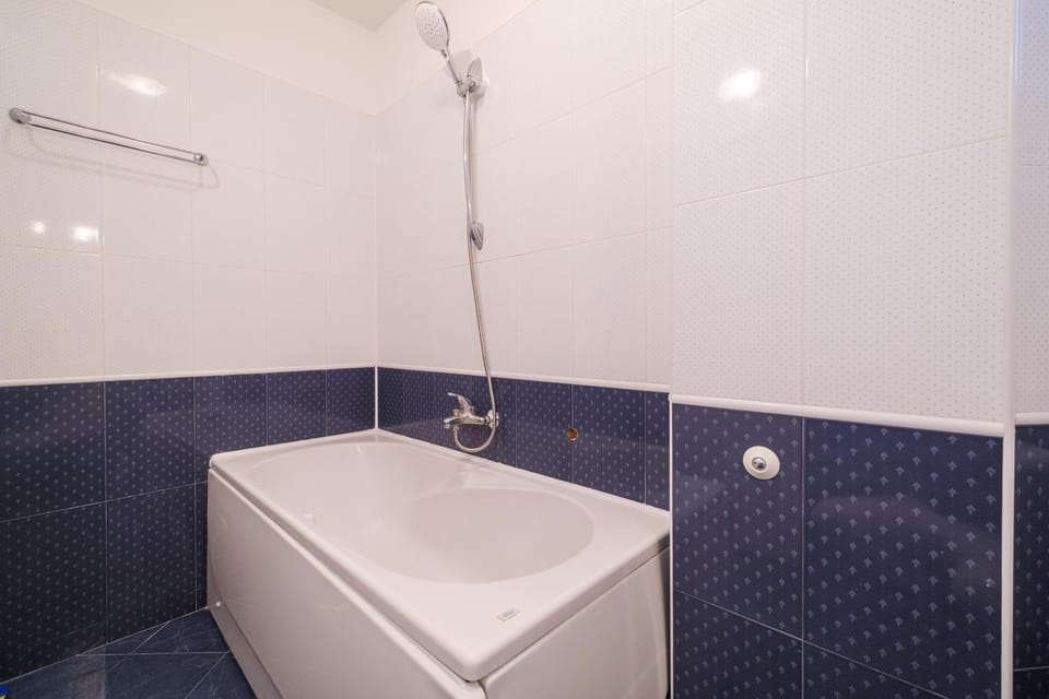 Shower, Bathroom, Bath