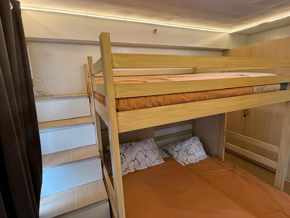 Pine Suites Staycation at Tagaytay Apartment hotel in Tagaytay