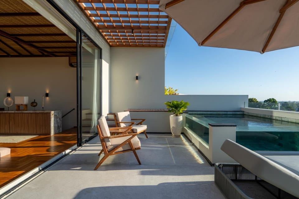 Seating area, Swimming pool
