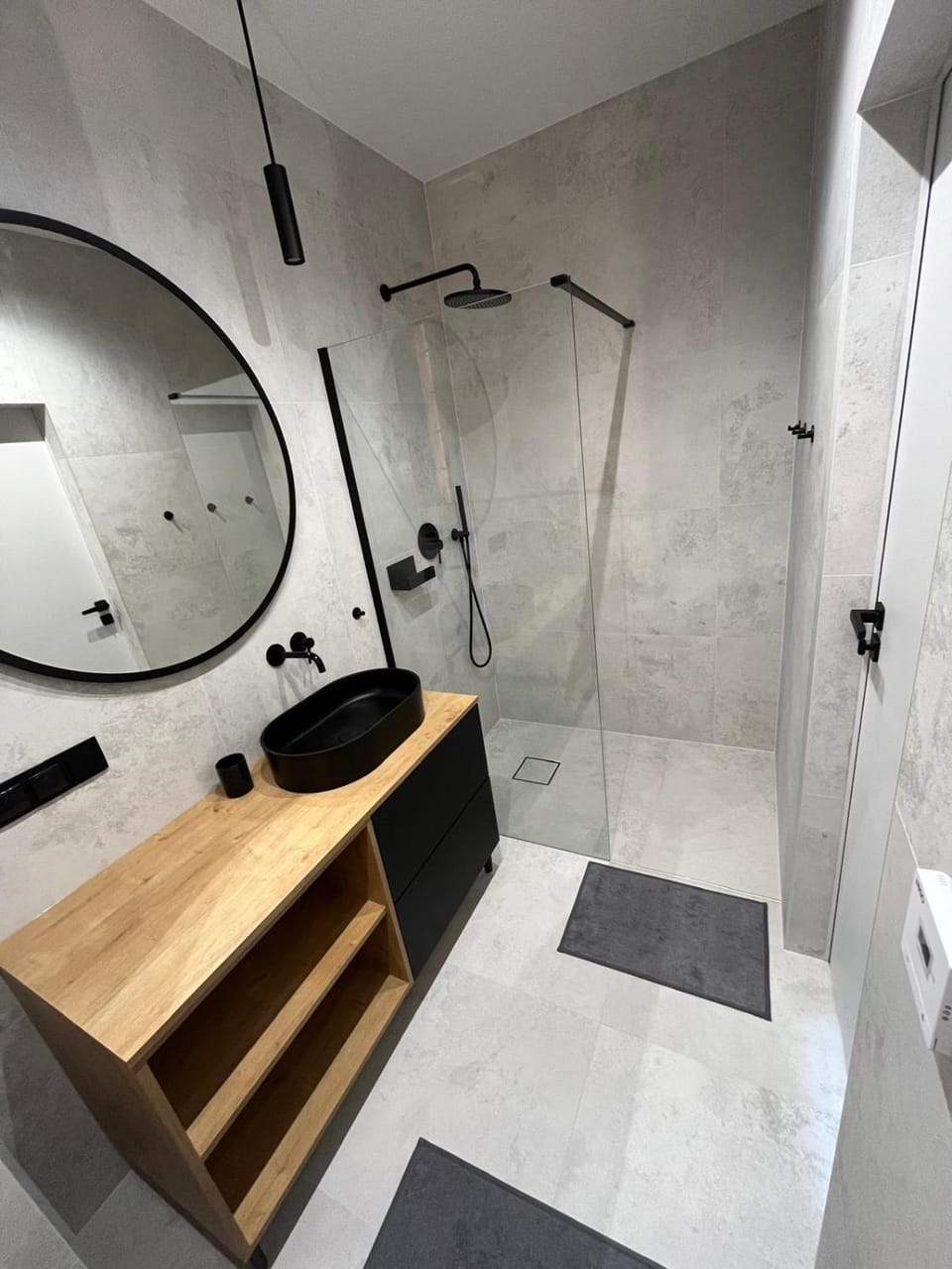 Shower, Bathroom