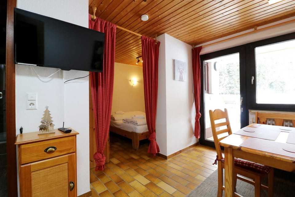 Gästehaus Seewald- Ferienwohnung 3 "Tanne", Schluchsee, Blasiwald Apartment in Schluchsee