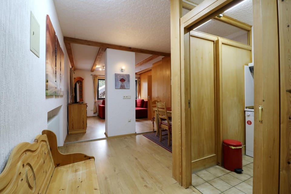 Gästehaus Seewald- Ferienwohnung 4 "Lärche", Schluchsee, Blasiwald Apartment in Schluchsee