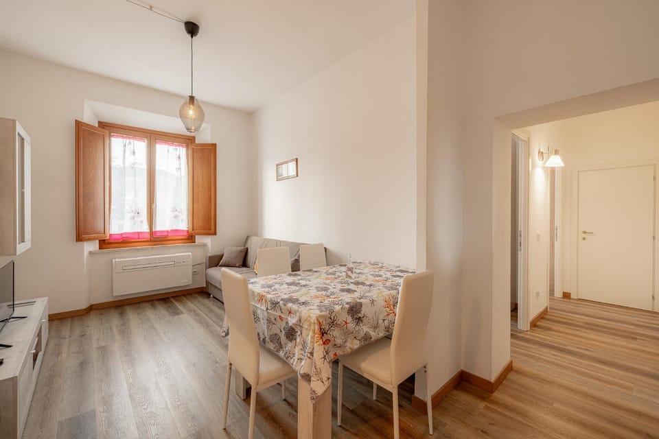 Bed, Living room, Dining area