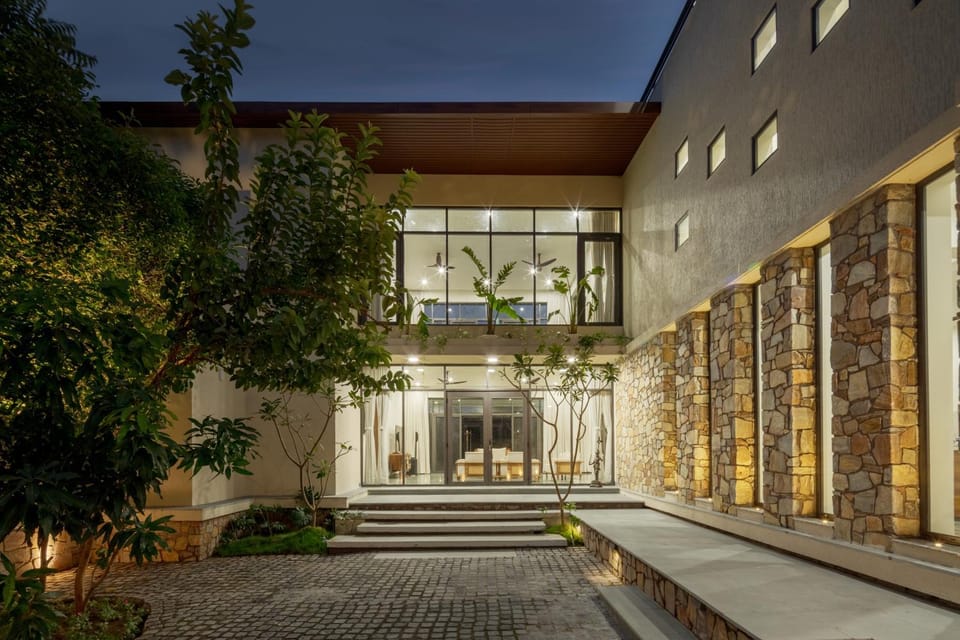Property building, Facade/entrance, Night, Garden, Garden view