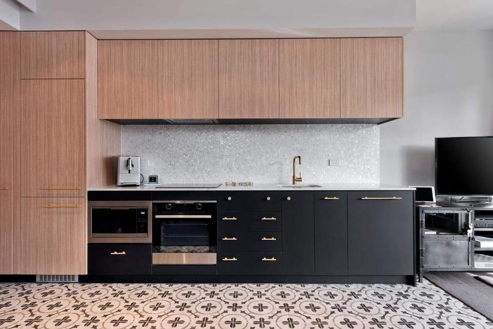 Kitchen or kitchenette