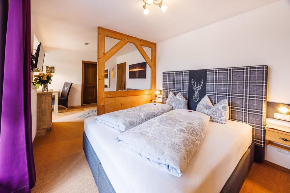 Property building, Living room, Bedroom