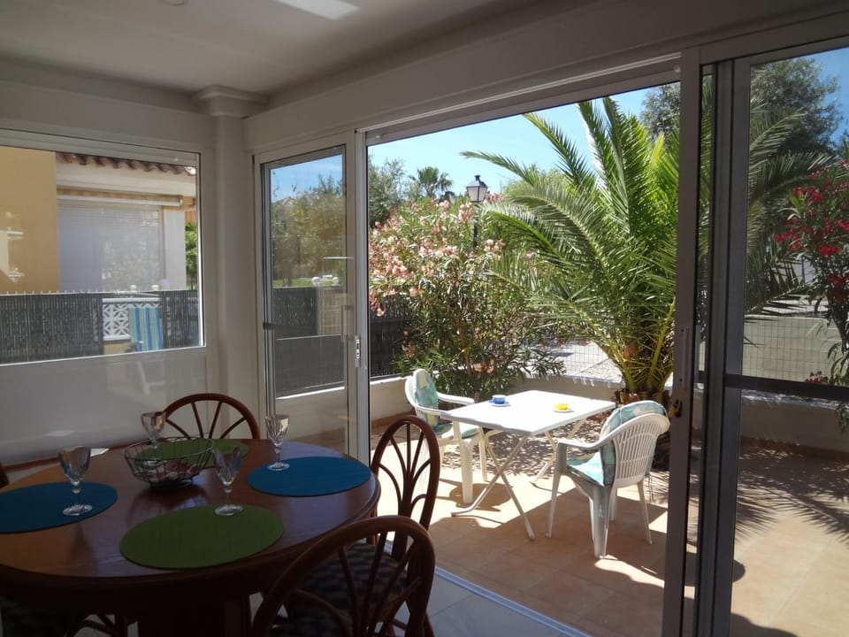 Balcony/Terrace, Balcony/Terrace, Dining area