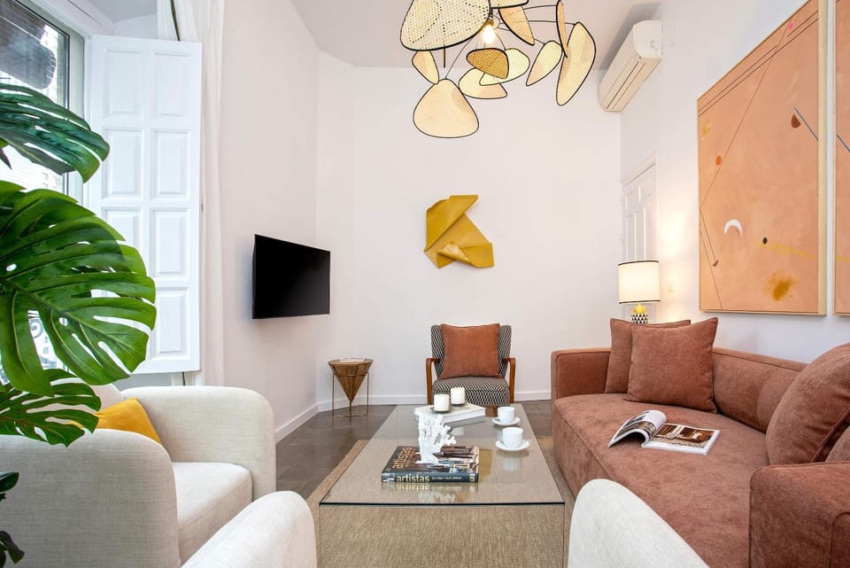 TV and multimedia, Seating area