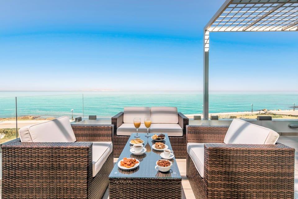 Day, View (from property/room), Balcony/Terrace, Sea view