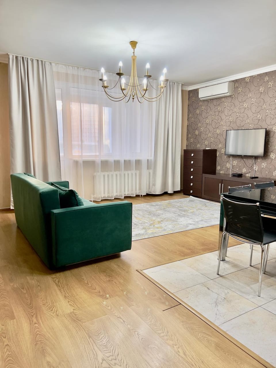 TV and multimedia, Living room, air conditioner