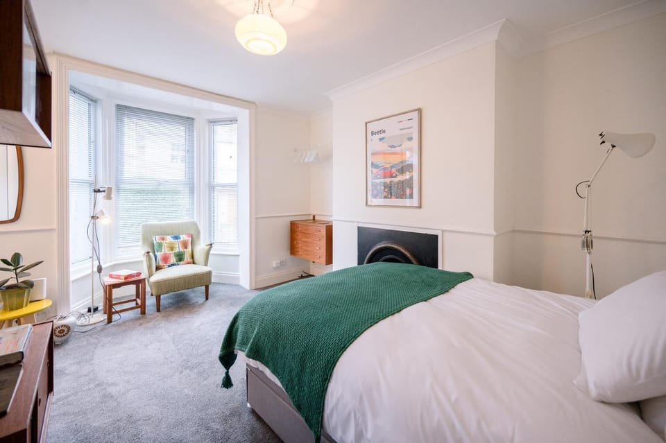 Lower Cedars, Saxmundham House in Suffolk Coastal District