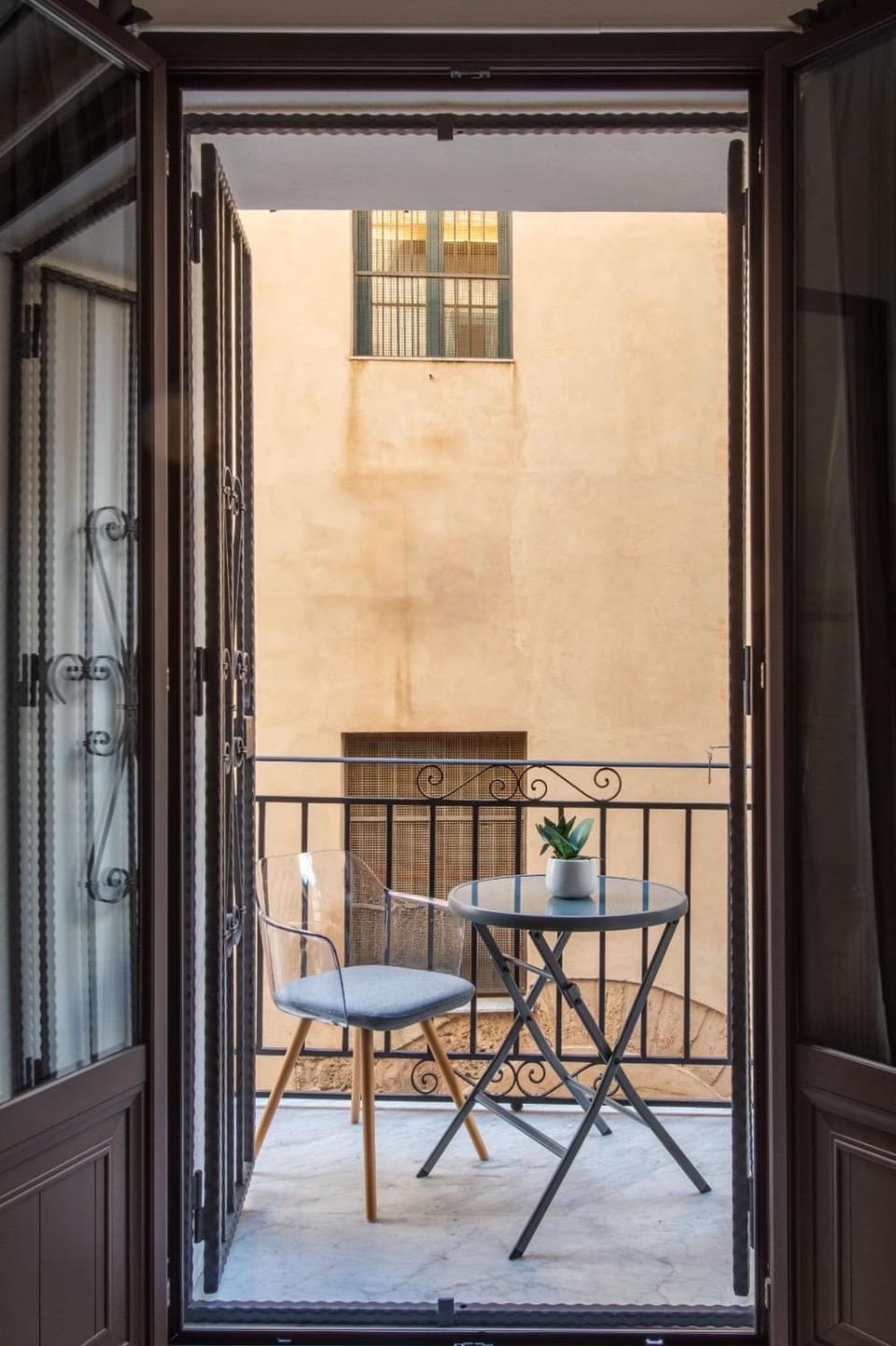 Day, Balcony/Terrace
