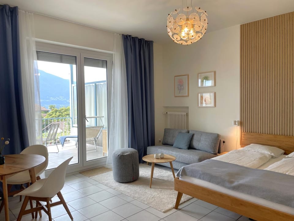 Azzurro by Fewotessin Apartment in Locarno