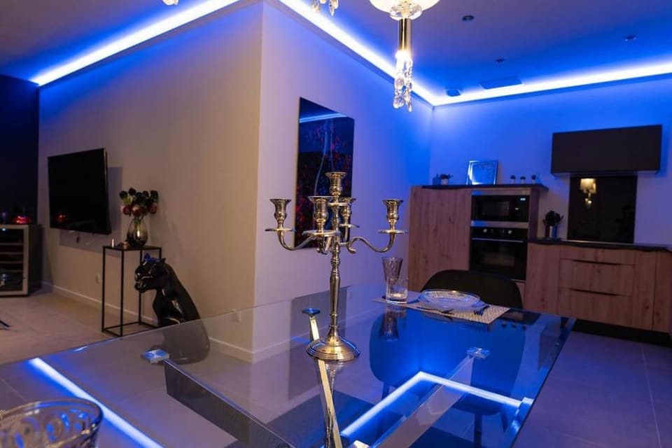 Nuit D'or - Royale Room Apartment in Epernay