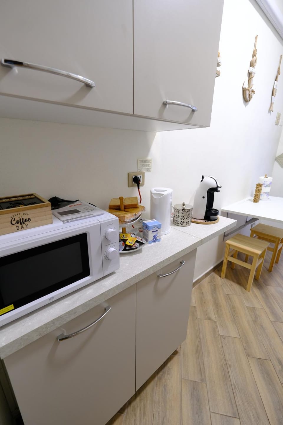 Coffee/tea facilities, Kitchen or kitchenette
